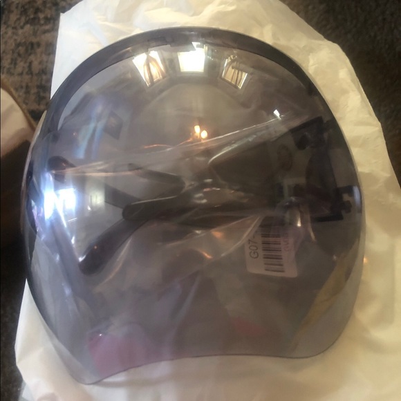 Face Shields - Picture 3 of 3